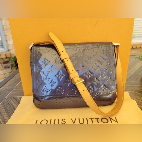 Louis Vuitton Handbags - Indigo Monogram Vernis Thompson Street Bag